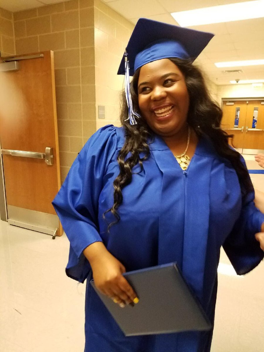 PhoenixAcademy3's tweet photo. The Phoenix Academy Class of 2017- bound for greatness!!#MISDGrad2017 https://t.co/lPo9xaGRZa