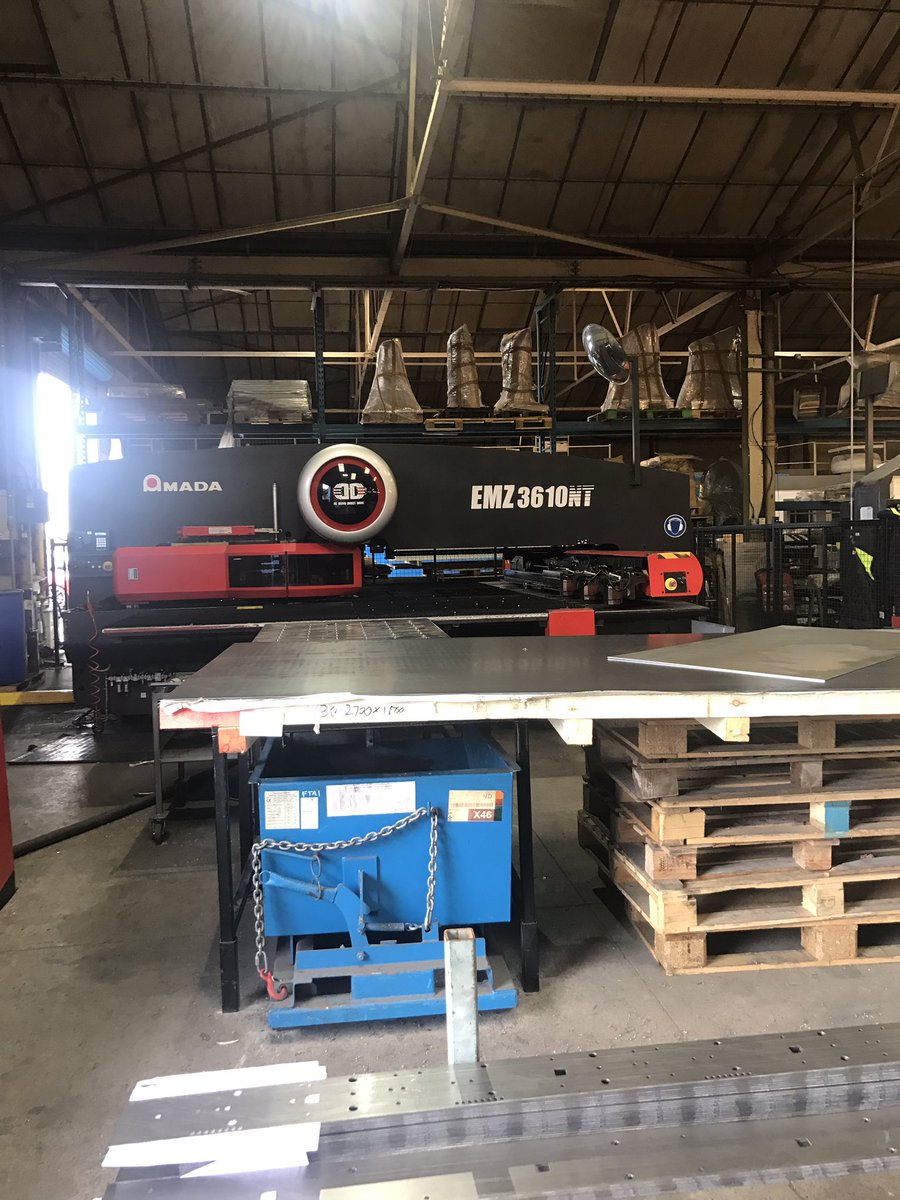 racinglancaster's tweet photo. Picked the chassis and parts up today  from @ShermaynesEng with an interesting tour around their facilities https://t.co/WT5cPhSkyi