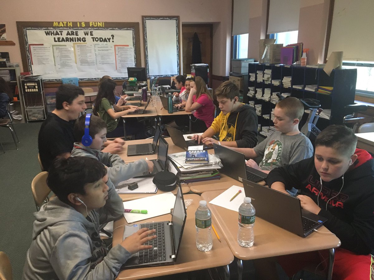 leadership101_'s tweet photo. Digital learning in action in @MilfordSchools classrooms #MPStalks https://t.co/XmS5dJDfoR