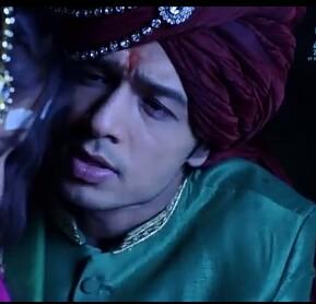 sanayafahad's tweet image. @iam_fahadali as #vikramjeet n #ektharajaekthirani