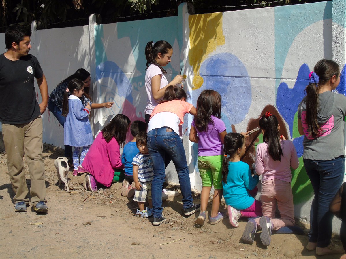Biblioagua's tweet photo. Las Bibliotecas son mas que libros... y en Biblioagua lo sabemos @laborancagua @dibam_cl @BibliotecasSNBP https://t.co/tEYsY3sWou