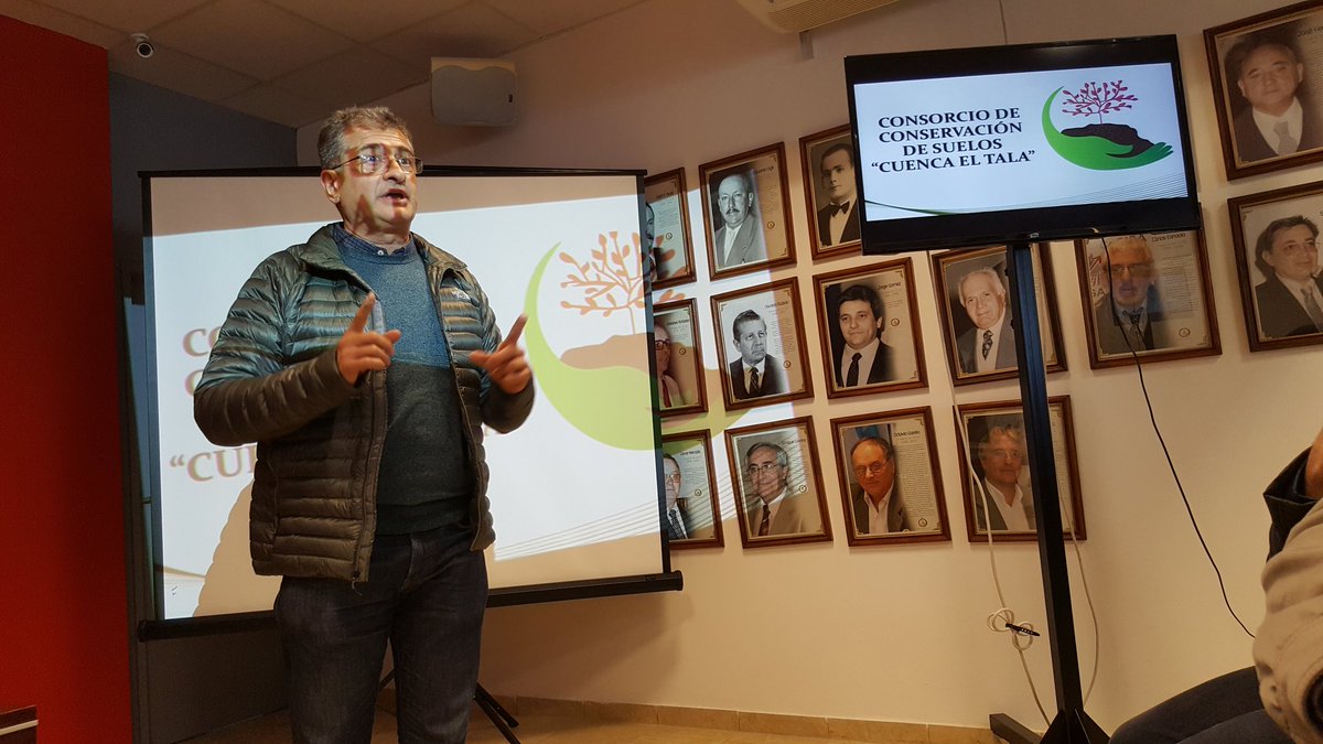 LichiScarlatto's tweet photo. #RioTercero #CeCISA
Participamos de la presentación del proyecto "Sistematización Cuenca Hídrica EL TALA". https://t.co/VCzrlSML3j