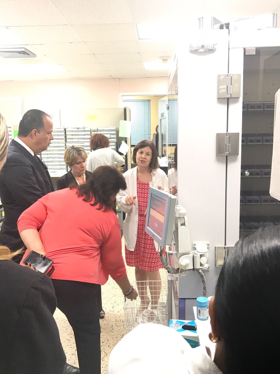CamaraConPR's tweet photo. El presidente de la Comisión de Salud, @juanoscar2016, y la representante Lydia Méndez, realizaron una Vista Ocular en Auxilio Mutuo #PC760 https://t.co/7dCkVEe1qn