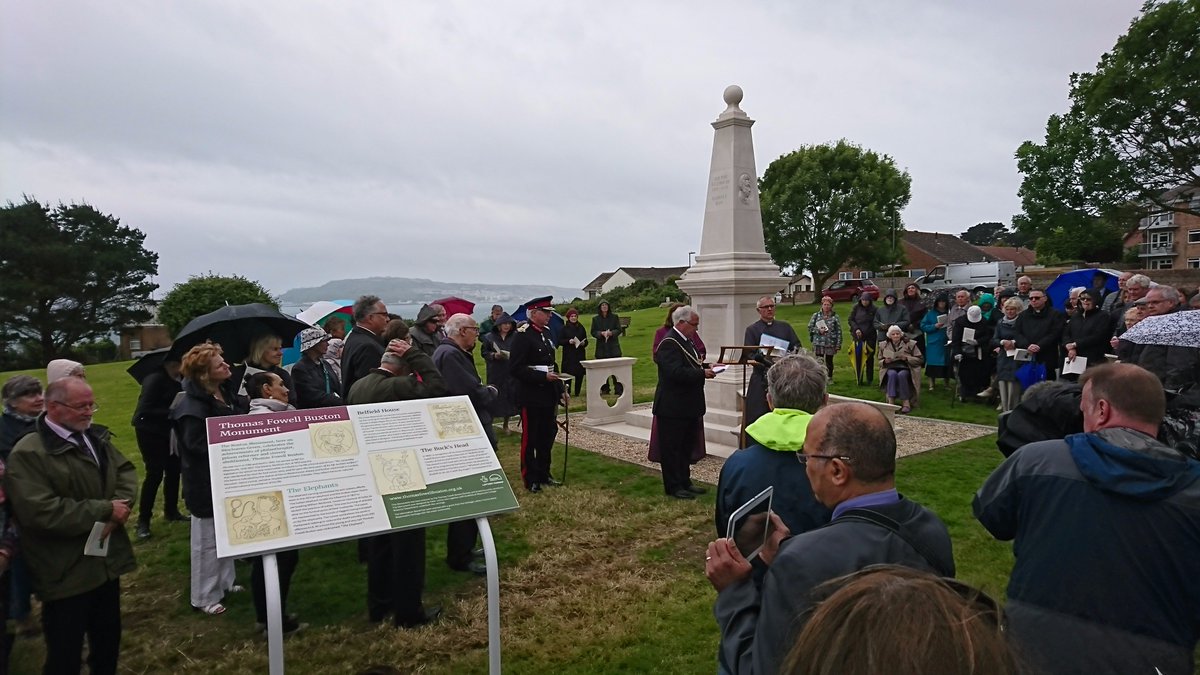 WeyColStone's tweet photo. Dedication of the Thomas Fowell #Buxton Monument at #Bincleaves #Weymouth yesterday - a great turn out.  More info > https://t.co/6z92EuPzv6 https://t.co/W3FGcpSsny
