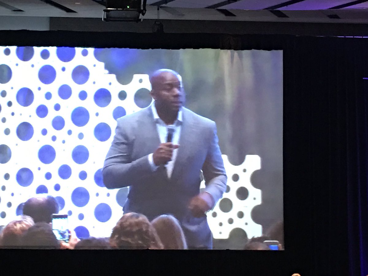 TimMathySI's tweet photo. #IDDBA2017 time for some magic!
@speakinc https://t.co/DZRh0QPQFv