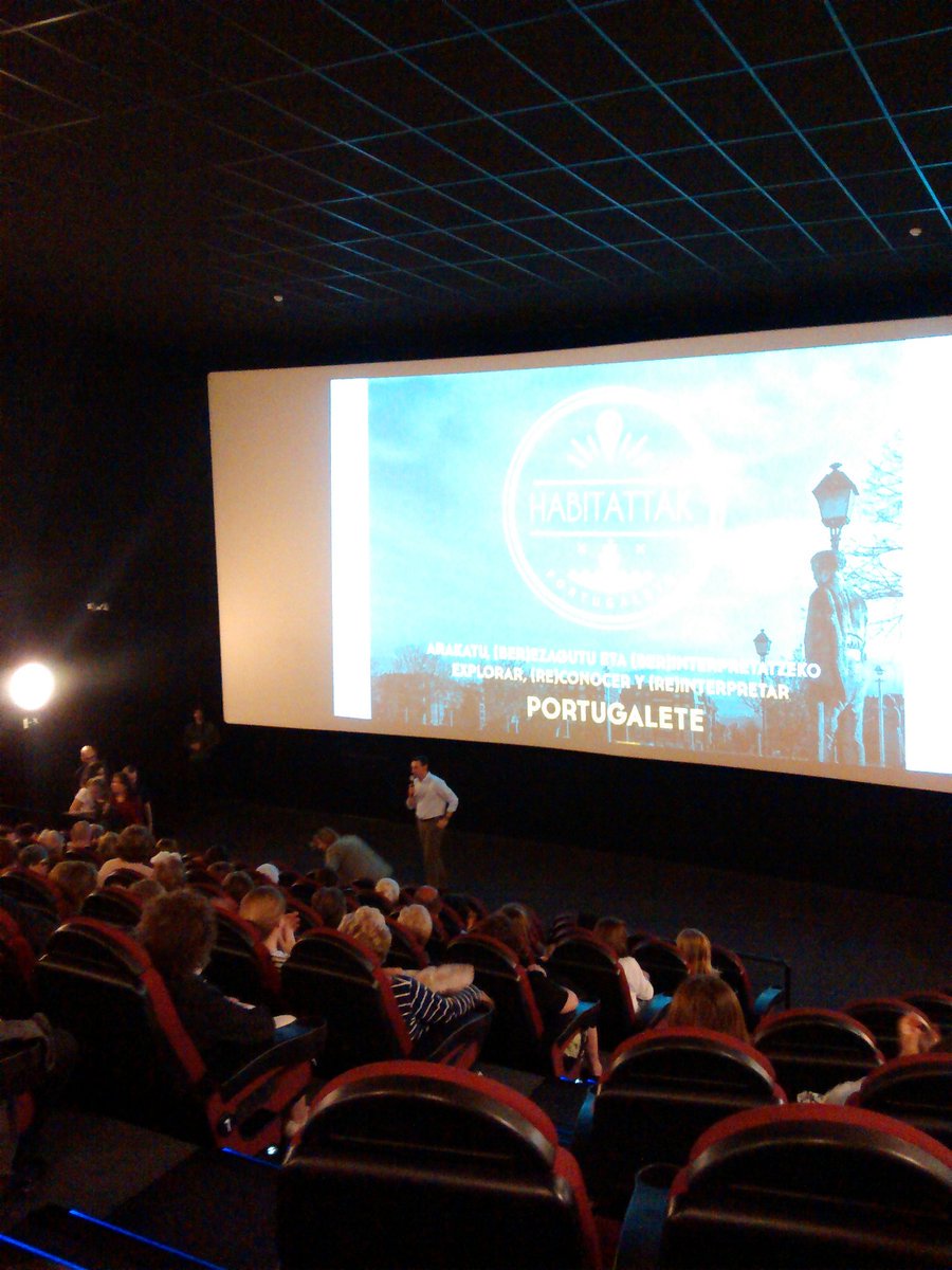 Habitattak_'s tweet photo. Mikel Torres, Alcalde de Portugalete, presenta el estreno de de #HABITATTAK ante un auditorio ansioso por ver los resultados... https://t.co/shZWmcbuMb