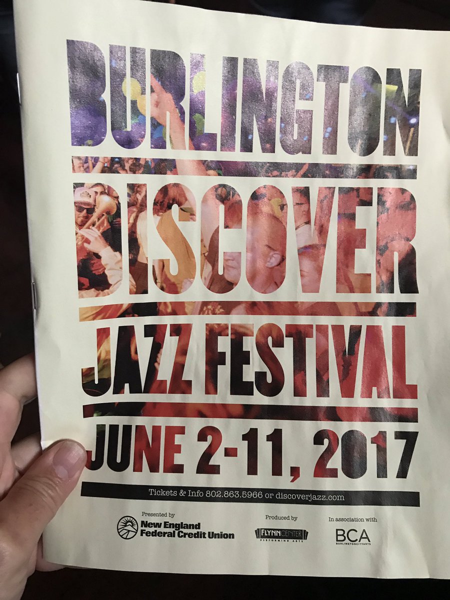 pburkevt's tweet photo. Packed house at Halversons in #BTV for #SBjazz @discoverjazzvt #SBproud https://t.co/alaQFmeSJ8