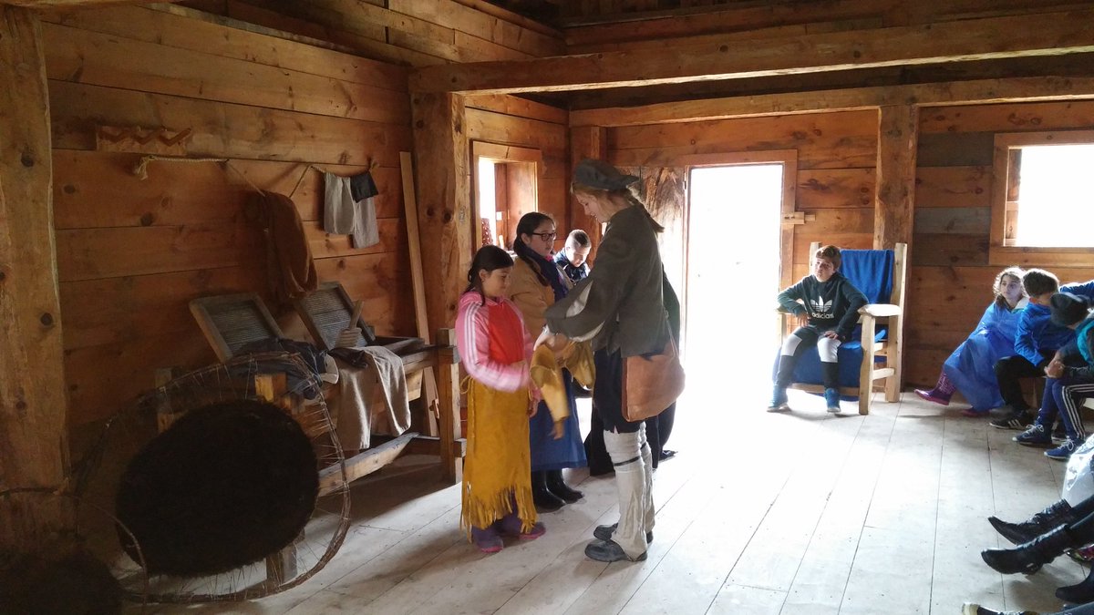 MrsMKillman's tweet photo. Our classes had an awesome time at Ste Marie Among the Hurons today #jbapt https://t.co/R32MELomfL