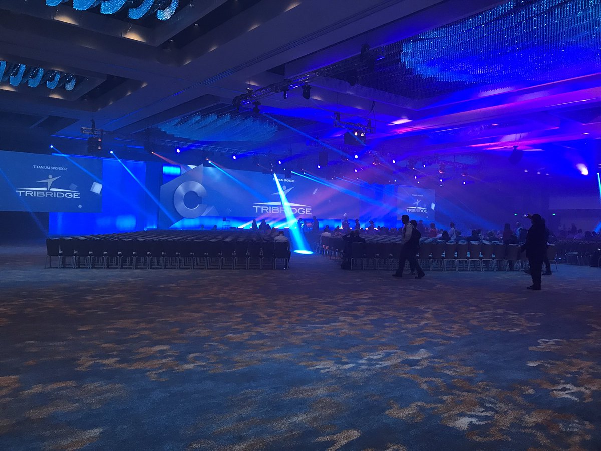 Love starting my day with music and laser lights!  #csodconf17