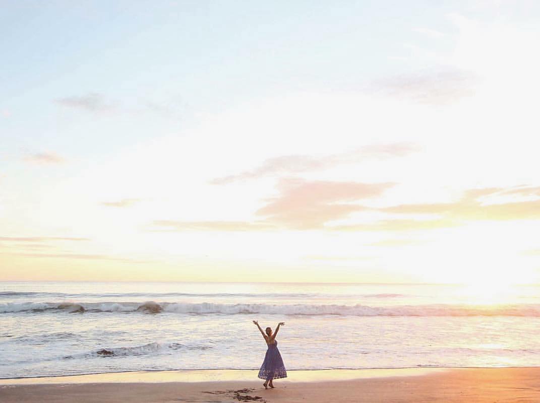 Nikki Leigh McKean is a lover of life &amp; yoga. Mom. Cancer Survivor. Lifestyle Photog &amp; Owner of <a href="/PianoPianoResto/">PIANO PIANO</a>: bit.ly/2bxmAhL