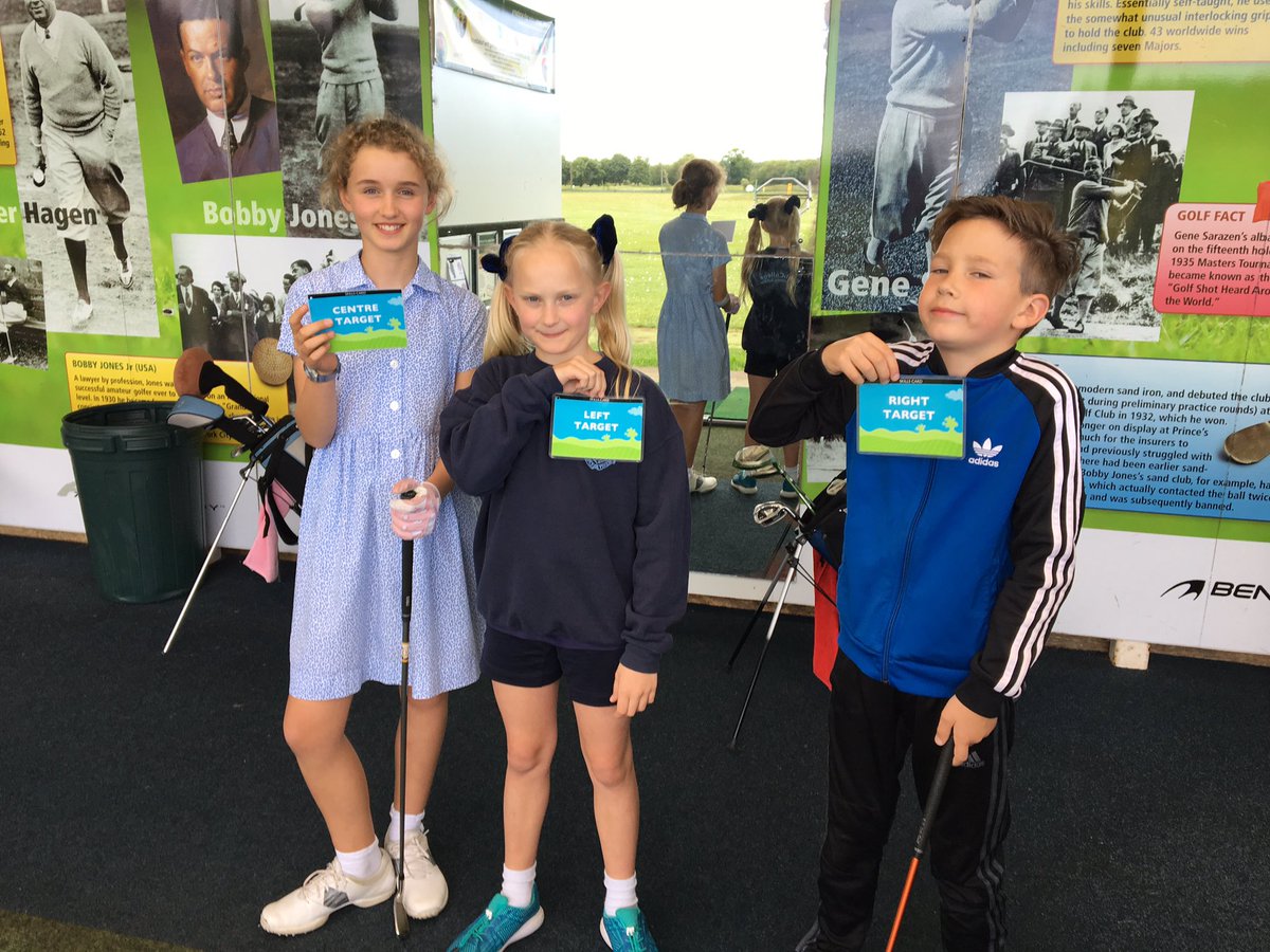 MJGA1's tweet photo. Great to see so many juniors at tonight's #JuniorRollUp #SkillsCards @GolfRootsHQ @clubhubuk @EGPPress @Golf_Kent #JuniorGolf #MJGA #Kent https://t.co/eldQIxcaFR