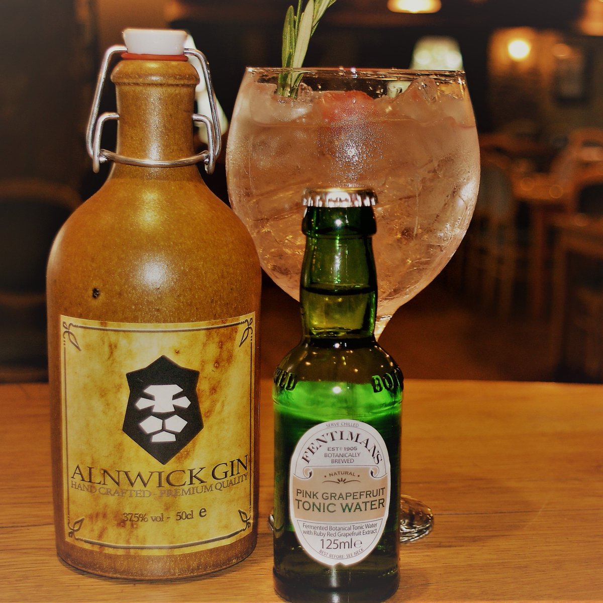 G&amp;T of the week!
Alnwick gin and fentimans pink grapefruit tonic
#fentimans  #alnwickgin #tonic #gin #Northumberland