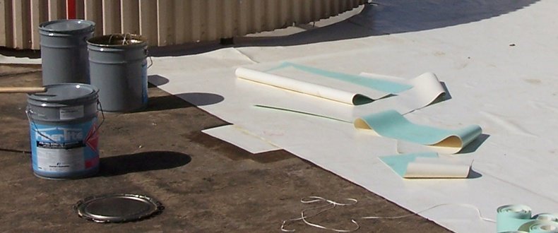 FiberTite's tweet image. Keep these #priorities in mind when choosing the #rightmaterial for your next #roofingproject: hubs.ly/H07wbwj0