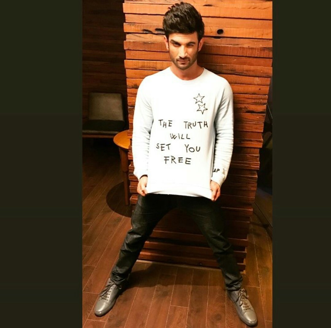 Rujooz's tweet image. I thought srk is playing the dwarf #badangles