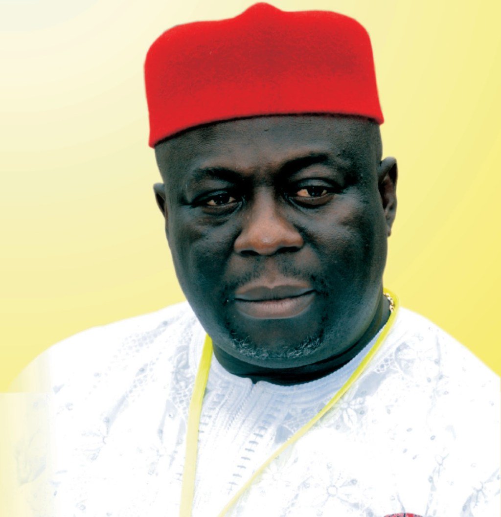 SavannaReporter's tweet photo. Ibiono Ibom PDP loses secretary, 100 others to APC https://t.co/ZTgB7GaXUo https://t.co/njnpwBndYV