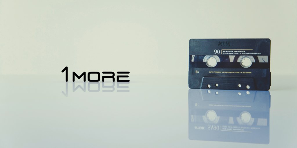 Con unos #1MORE hasta la música de tu primer #cassette se escucha nítida. Eso sí, no olvides el boli bic 😉
