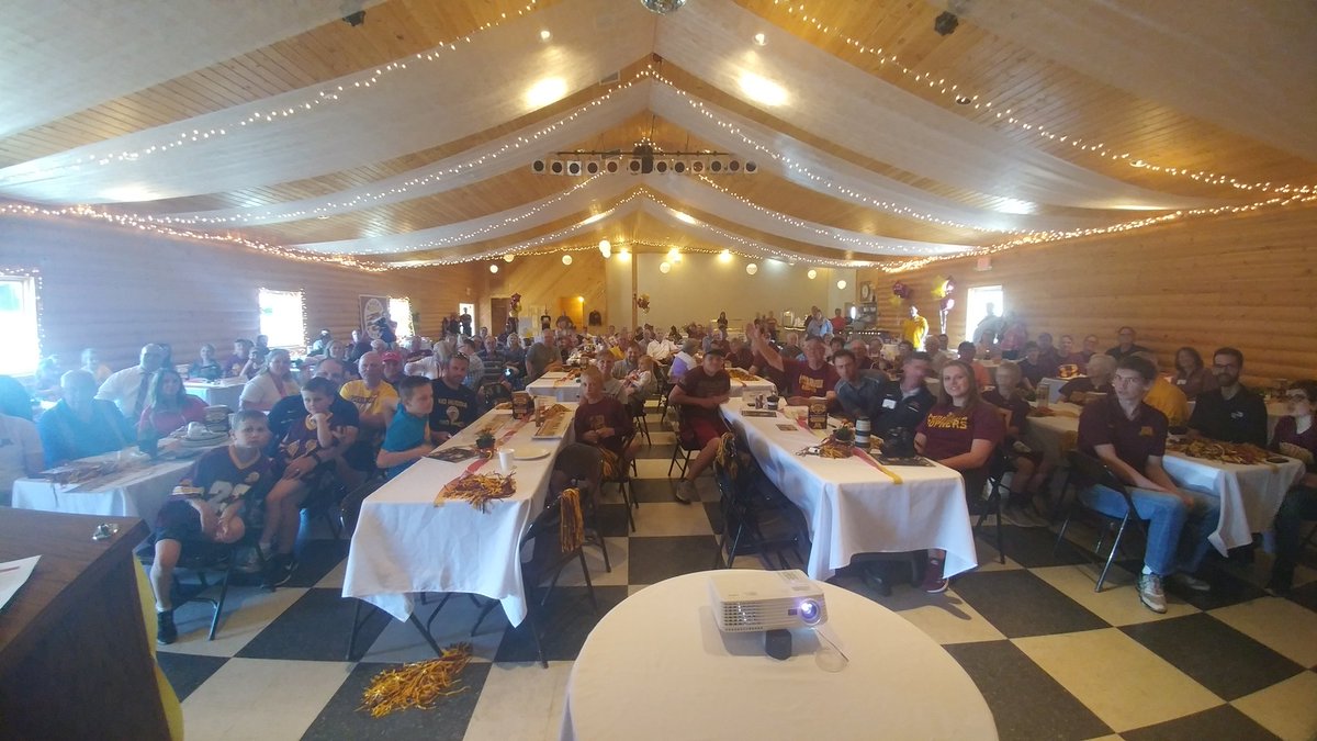 MikeGrimm3's tweet photo. Hello from Bagley!  Gopher Road Trip 2017!  #grt17 https://t.co/2D78VcO5rc