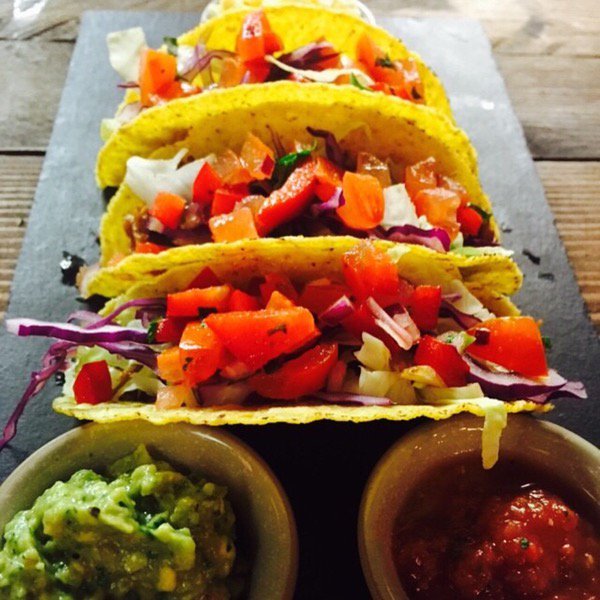Get the best #Mexican food in #Clapham <a href="/MendozaSquare/">Mendoza Square</a> use your #SLICECard to get 15% off your bill every Wednesday &amp; Thursday #Foodie.