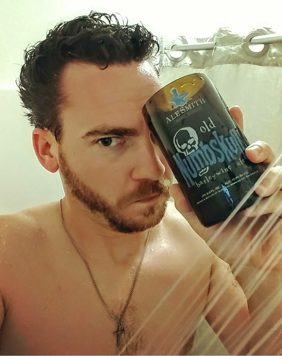 SeveredSupply's tweet photo. Look who's back in the shop! @AleSmithBrewing #OldNumbskull #barleywine #ale #craftbeer #upcycle #cutbottles #glass #beerporn #showerbeer https://t.co/NaMHbIRT5o