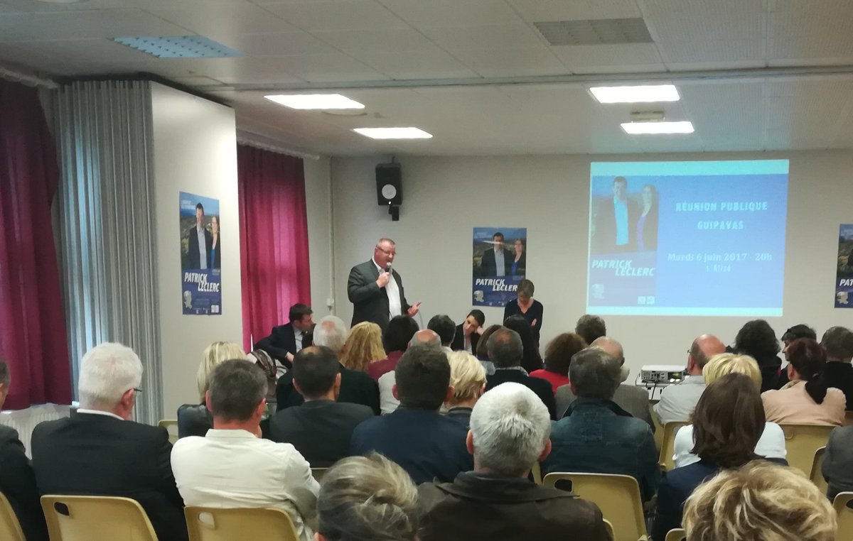 pleclerc2017's tweet photo. "Je soutiens @pleclerc2017 car je sais qu'il restera présent, ici, une fois élu" 
Merci Fabrice Jacob, maire de #Guipavas, pour son soutien https://t.co/0OK4D9zLCk