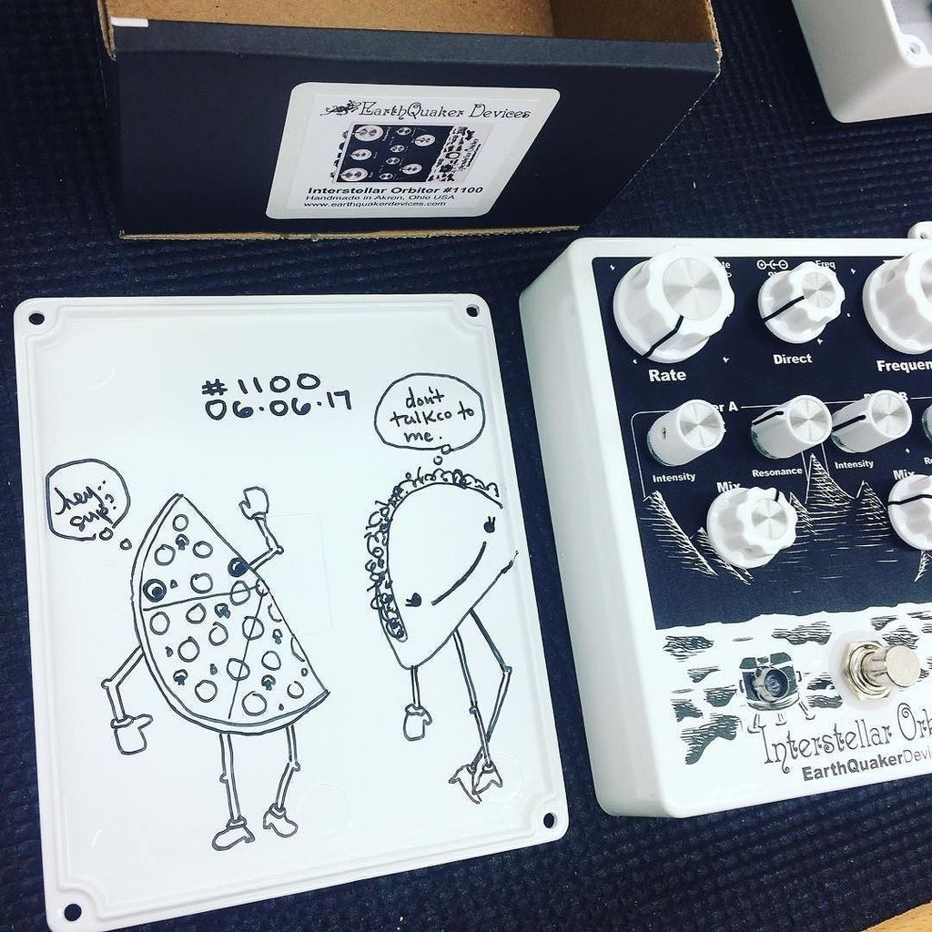 EarthQuakerDev's tweet photo. 🍕🚫🌮 #earthquakerdevices #interstellarorbiter #pedaldoodle https://t.co/LeveO3ZAkd