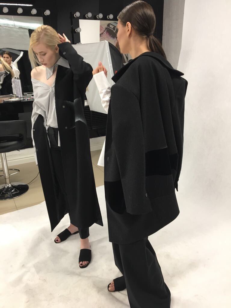 ta_kalashnikowa's tweet image. When your mum is a genius 🔥#nelka #behindthescenes