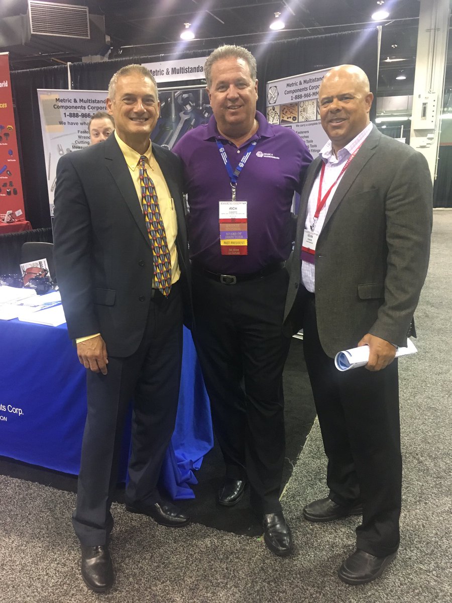 MWFA_News's tweet photo. @RCAVOTO @RobertRBaer @Kevinchavis @PacWestFastener @MetricMulti @MWFA_News #FastenerTech17 https://t.co/i1jUY4so3t