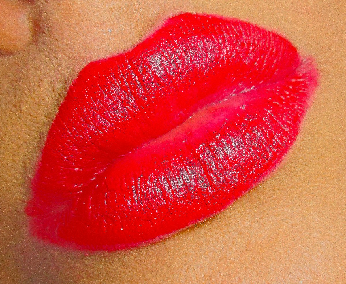 La storia del piombo nei rossetti | Make Up Labbra Donna