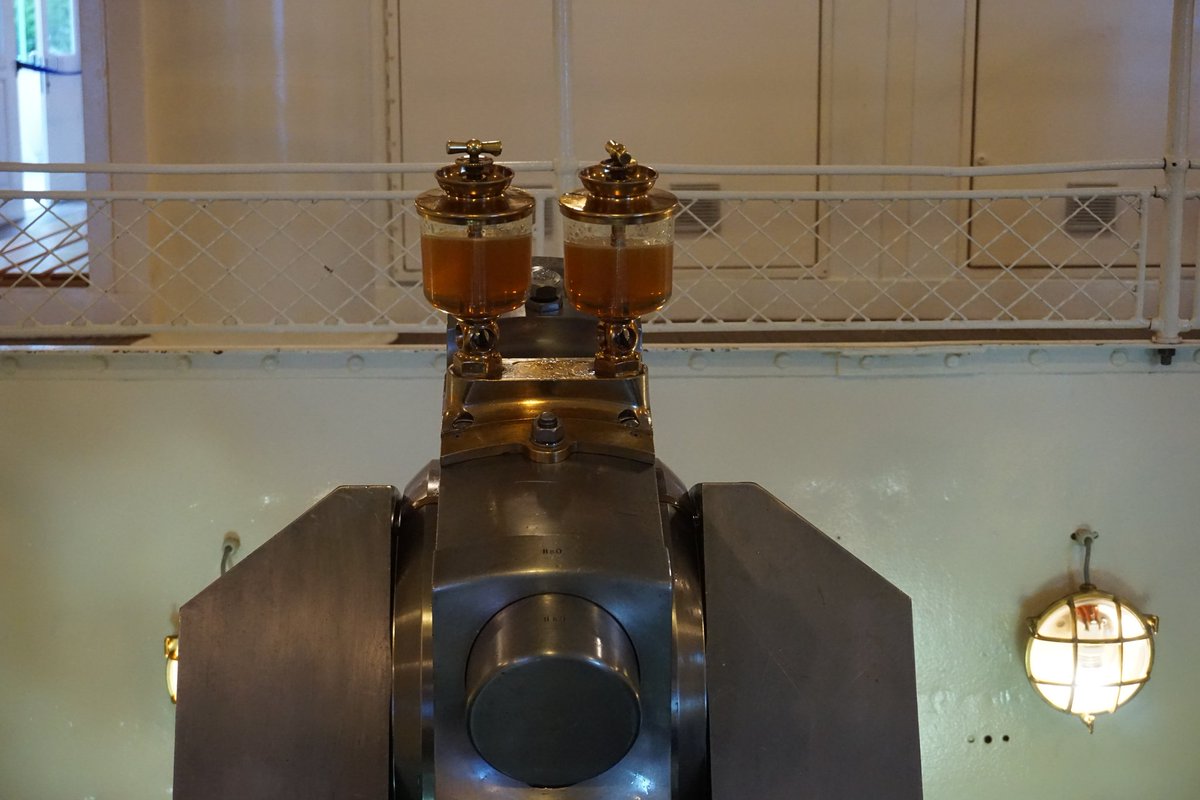 NAShapir's tweet photo. @MySwitzerland_e @cgn_leman @SonyCHAT the original engine of the #belleepoque #paddlesteamer #LaSuisse #inLOVEwithSWITZERLAND #sonyalpha 😀 https://t.co/qu9r4Yt8Bu