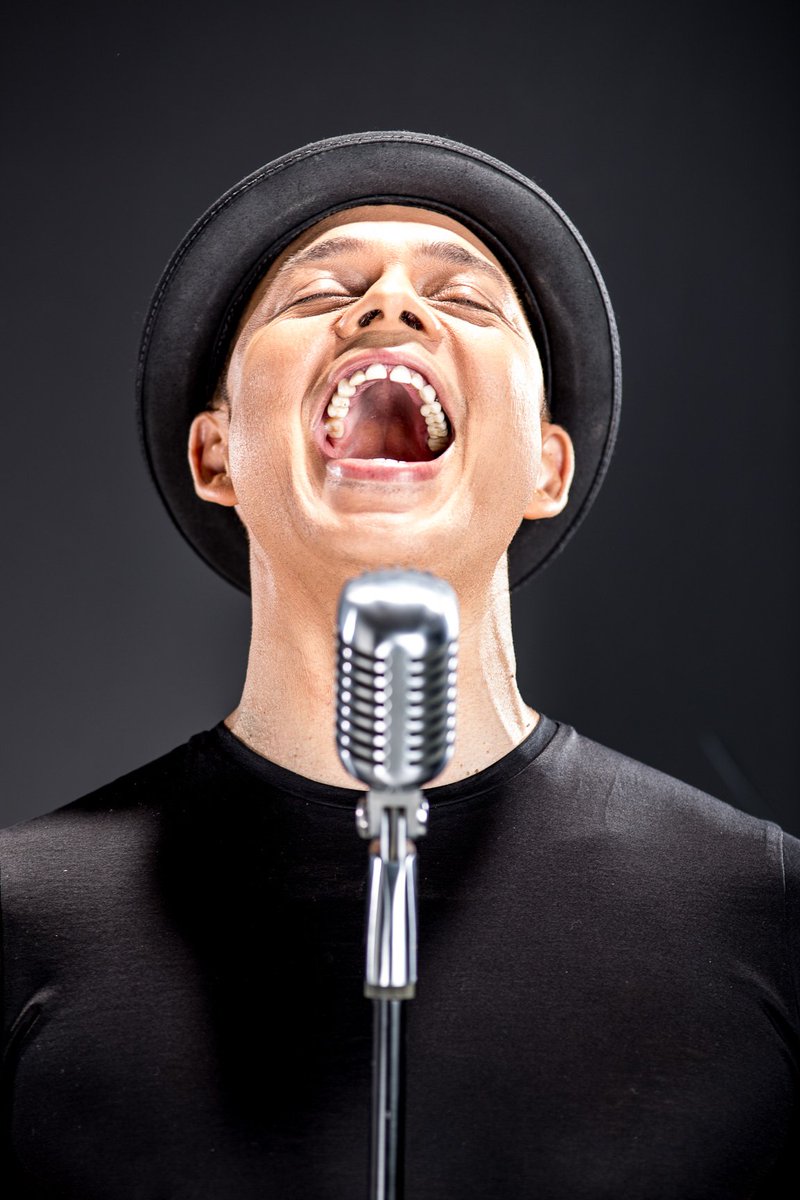 KGaudini's tweet photo. .FRIDAY: don't miss @AlexisValdes &amp; friends @HialeahPark's #PaddockGarden, 7pm. #Freeshow https://t.co/AVGdYV4R9F #LGBTQ #comedy. https://t.co/tYTfl7bagG