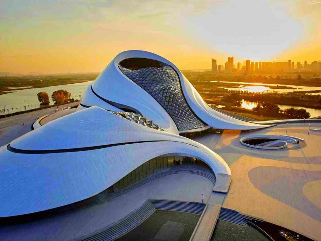 ArqutectosLeon's tweet photo. Los 14 mejores nuevos edificios en el mundo segun los fans de la #arquitectura https://t.co/sofcN3jKzI https://t.co/YJxg20cVe9