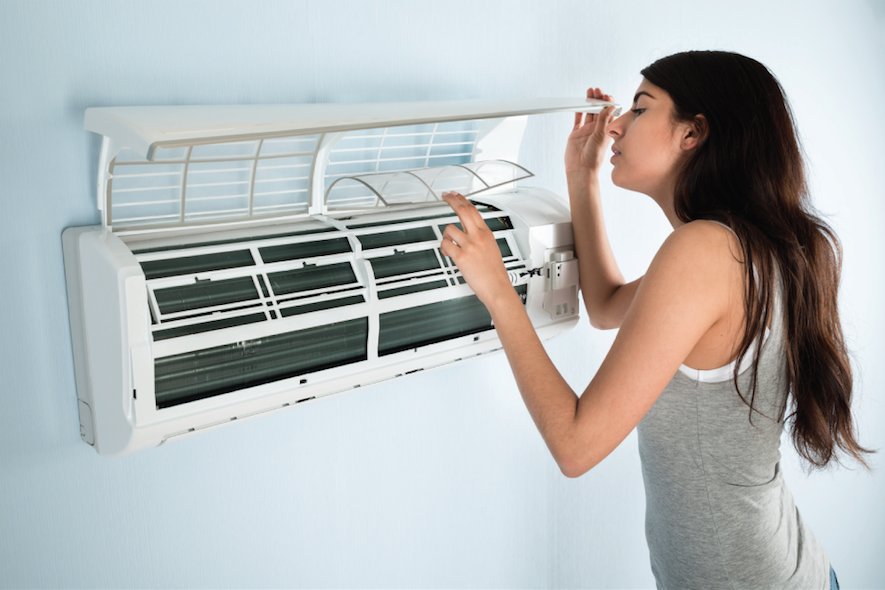 Tips to keep you &amp; your family cool while you are waiting for your system to be back up: ow.ly/dvqi30batky #HVACTips