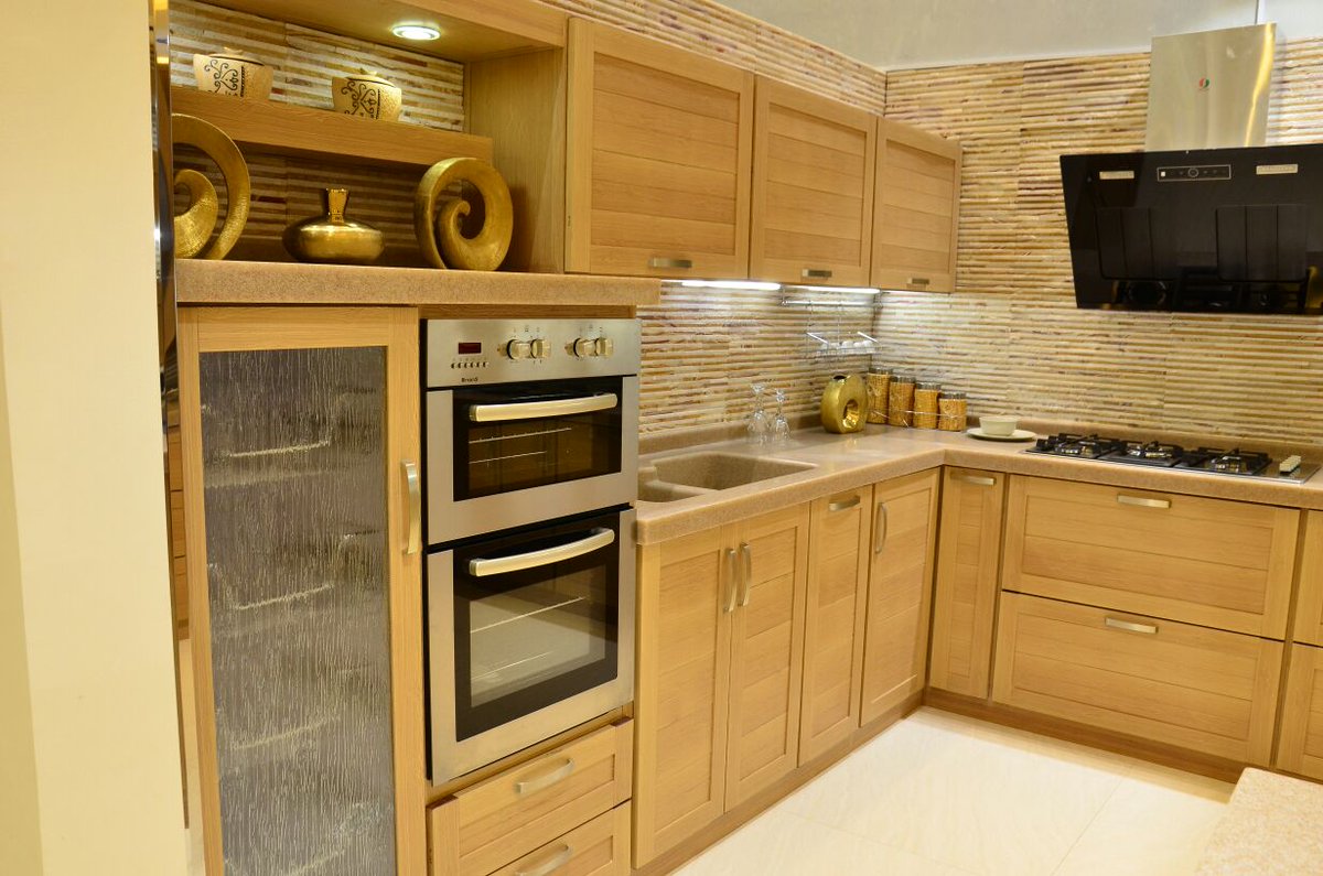 sheikhkitchensa's tweet photo. المطبخ الخشبي&amp; البيج الناعم  من شيخ المطابخ 

#شيح_المطابخ#جديد#عصري https://t.co/QREgkUmNpa