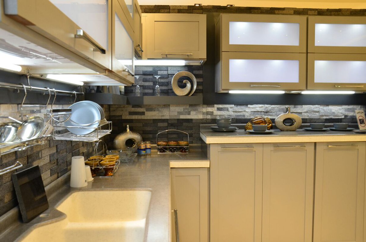 sheikhkitchensa's tweet photo. المطبخ الرصاصي الحديث (Modern &amp;Gray ) من شيخ المطابخ 

#شيخ_المطابخ#جديد#عصري https://t.co/GMf9SDHcyC