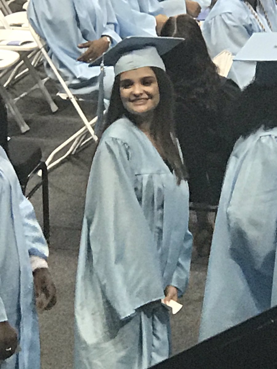 emilysullivan36's tweet photo. @ERHS2017 https://t.co/EDXHYbtJpS