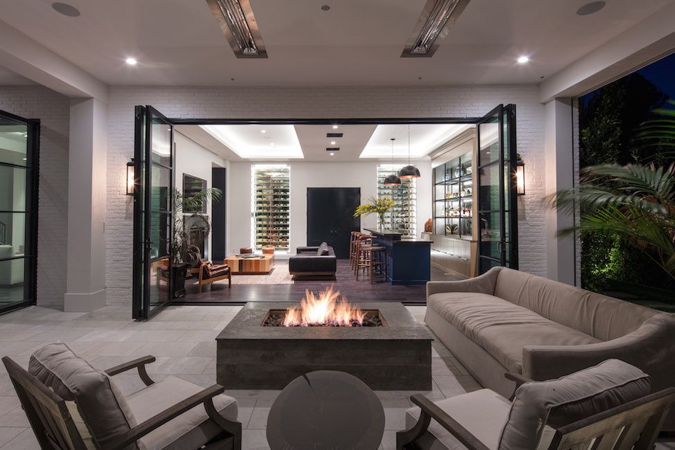 1281 STONE CANYON ROAD | Bel Air
Ultra-Modern Farmhouse with indoor/outdoor flow. 
Offered: $13,300,000
<a href="/HiltonHyland/">Hilton & Hyland</a>