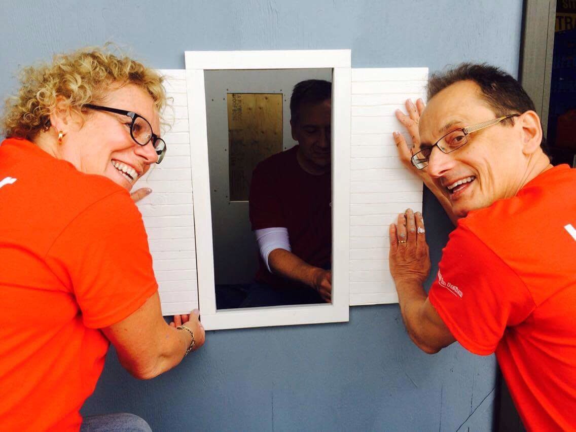 HabitatHMD's tweet photo. Smiles all around! Sincerely hope we didn't trap anyone inside the playhouses! #playhousebuild #CUMIS #HabitatHM https://t.co/1hmekIejrU