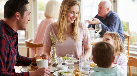 Caterertweets's tweet photo. Family-friendly is not just the right thing to do but makes economic sense says #mumsnet @CarrieLongton #bhasummit https://t.co/kOq8Sd4V64 https://t.co/hm0m4O5zMG
