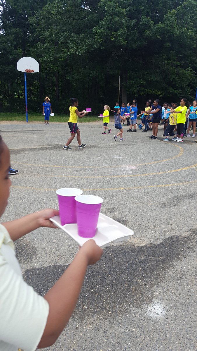 MissMeierPE's tweet photo. Field day 2017! @pgcpspe @Magnolia8400 https://t.co/E0VPXjp3zD