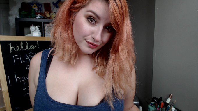 Happy Tuesday show time! :) https://t.co/Y8eq07LuDp https://t.co/kEGDZ7zHua