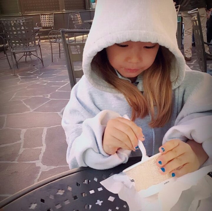 MykaKreschel's tweet photo. My not-so-little baby. 💋 https://t.co/m8udcz9a7c