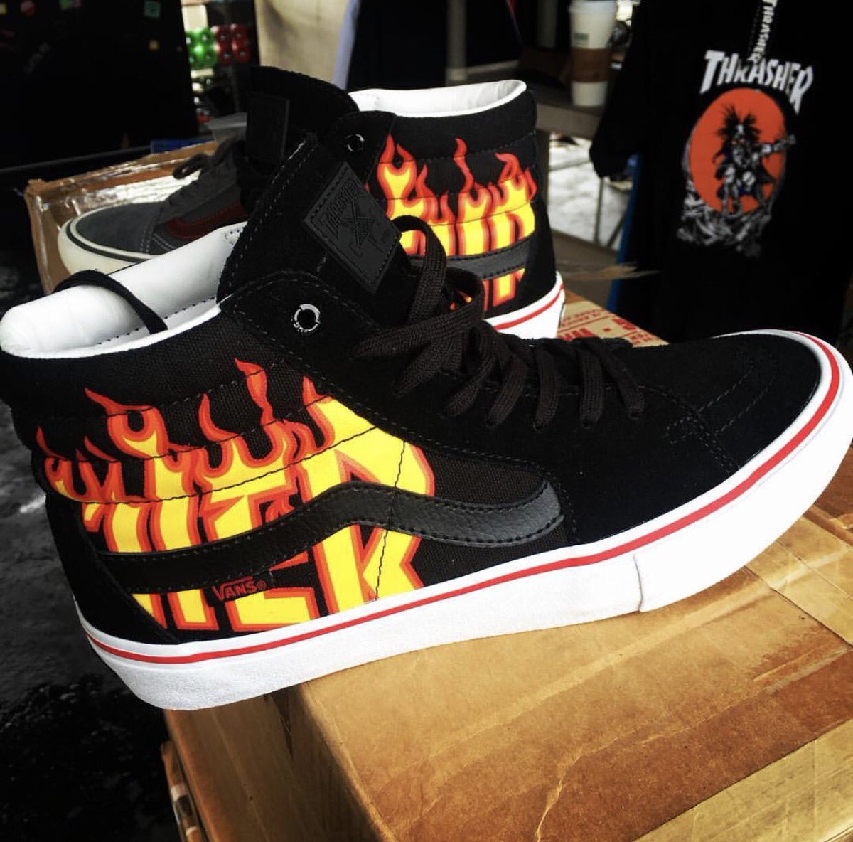 vans skate hi thrasher