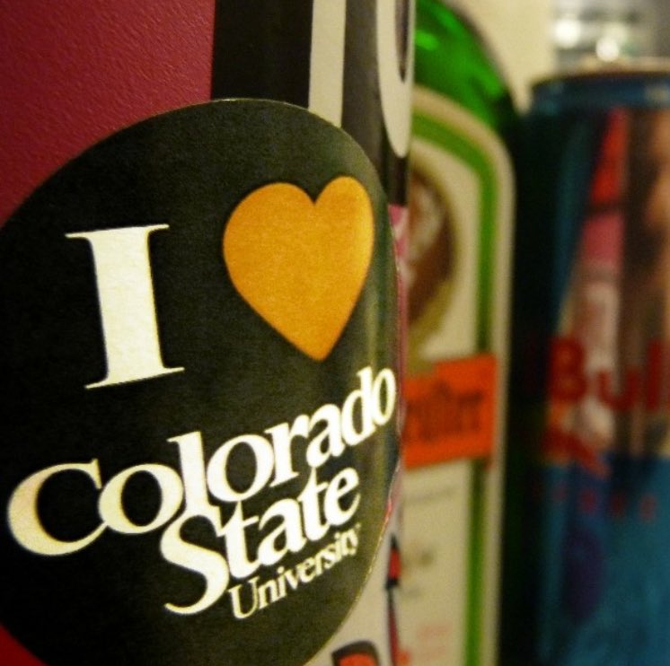 capreseboix's tweet photo. @alyssarobi_xo #findyourstate https://t.co/PTO1bpWOg5