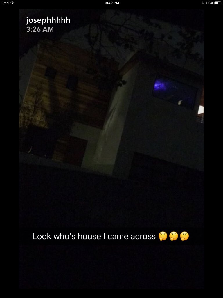 superJian95's tweet photo. Stalker much !!!! @KianLawley @jccaylen @josephcaptures https://t.co/t3jPoM5ApL