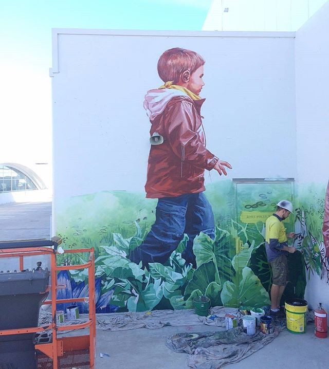 1xRUN's tweet photo. New mural in progress by @fintan_magee & @instaguss in Brisbane, Australia. • #mural #streetart #artculture #FintanMagee #Instaguss https://t.co/CIsOshutXj
