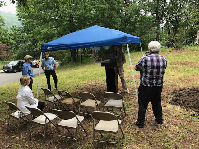 NJMorristown's tweet photo. Groundbreaking event for Kleitman Woods Park

On Monday June 5th, the Town held a groundbreaking event for the Kleitman Woods Park project … https://t.co/t5dFLOqcIE