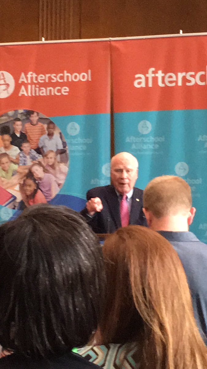 SundaraMarie's tweet photo. Thank you @SenatorLeahy for standing up for the afterschool programs! @afterschool4all https://t.co/1wKq7CrhOW