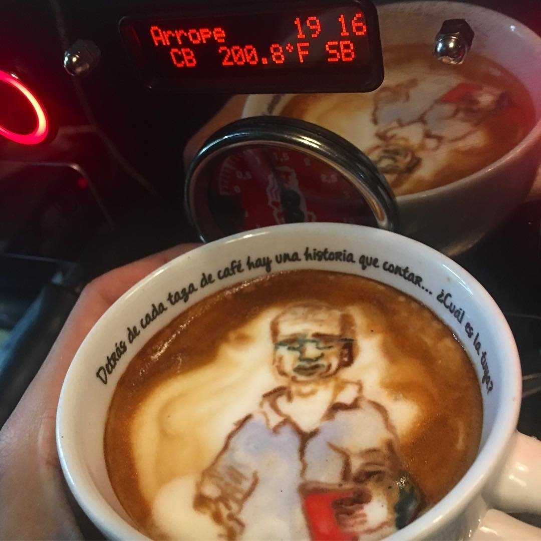 BebedoresPR's tweet photo. ¡Hasta en el café! 😂😂 Por -victor_busier #BebedoresPR #VasoDeAnibal #puertorico https://t.co/IT0LQSmhrm