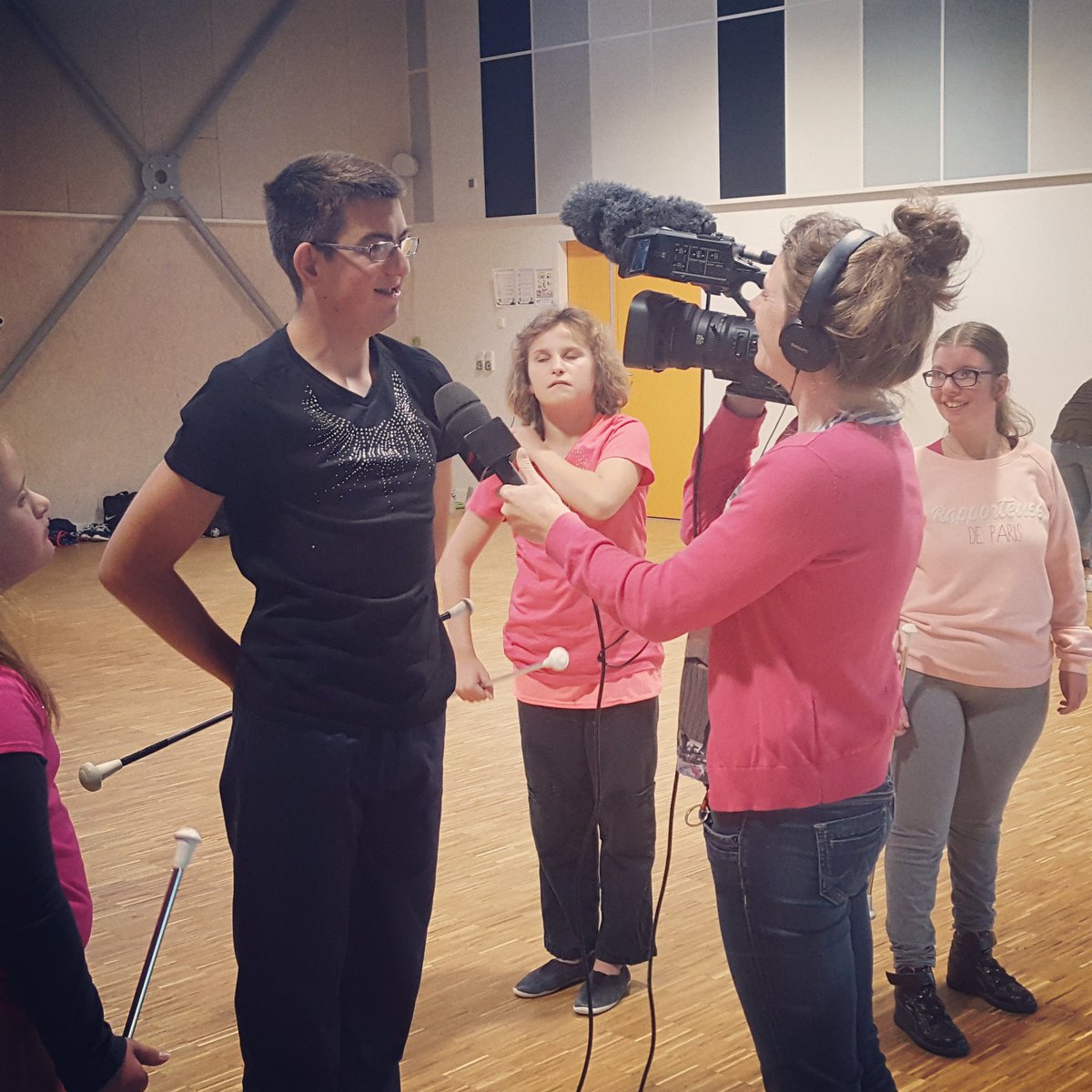 Quand les jeunes de L'IME @olonnesurmer passent devant la caméra 

#SportAdapté  #Twirling #TvVendée