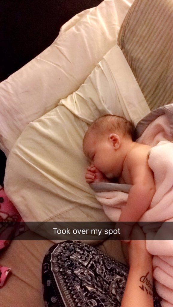 Nicole__Nezzy's tweet photo. She wouldn't sleep in here bed but had no problem sleeping in mine 😑😂❤️ https://t.co/PbTyKFj92I